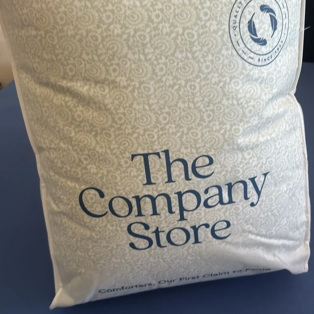 The Company Store mini garden classic cool cotton percale comforter floral king